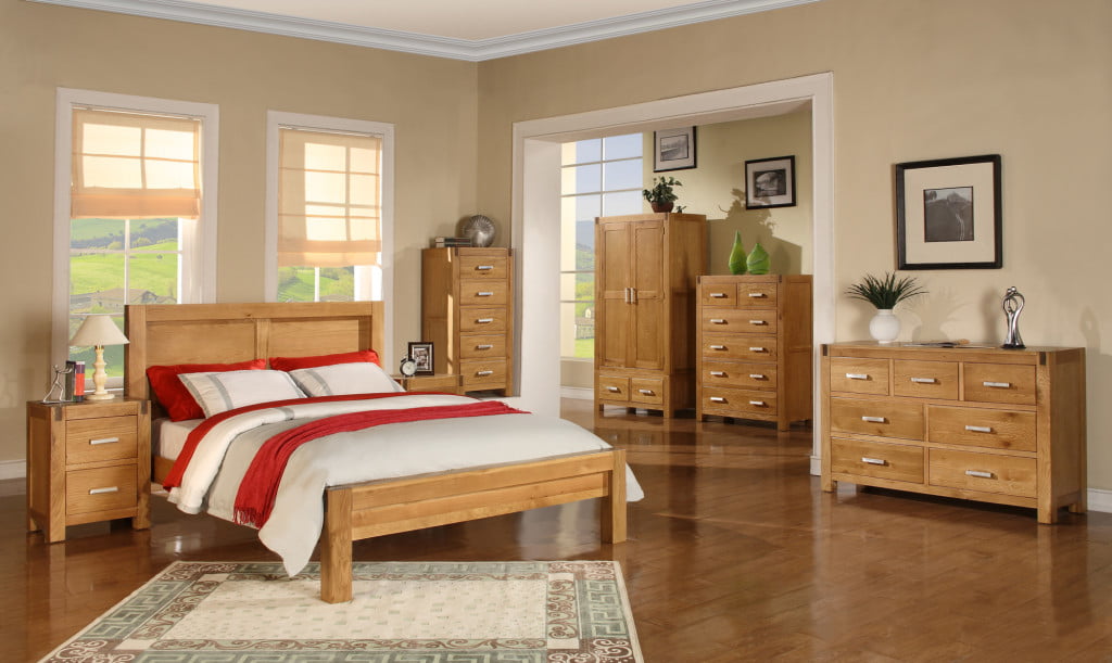 Benefits of Oak Furniture in the Home